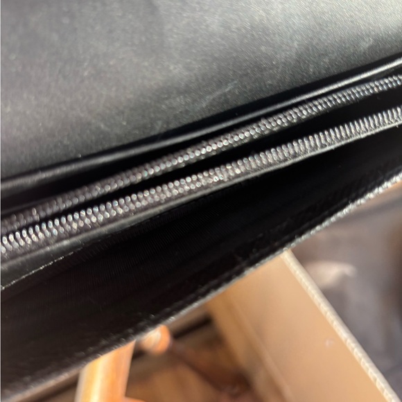 GUCCI GG Marmont Leather Long Bifold Wallet - Picture 7 of 11